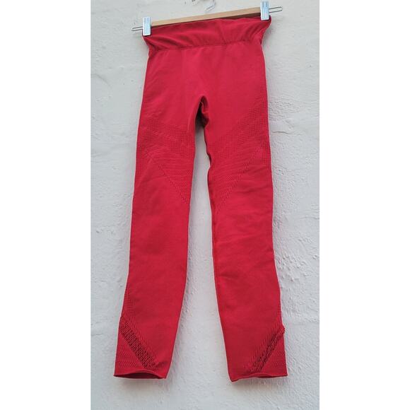 Fabletics Red Seamless Perforated High Waisted Leggings Size XS - Picture 6 of 8